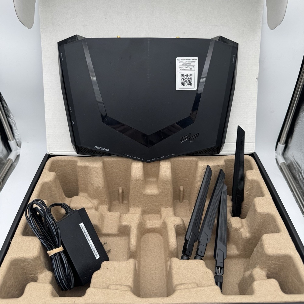 NETGEAR XR500 Gaming Router 4 Ports Wireless Router - XR500 Tested - Picture 2 of 6